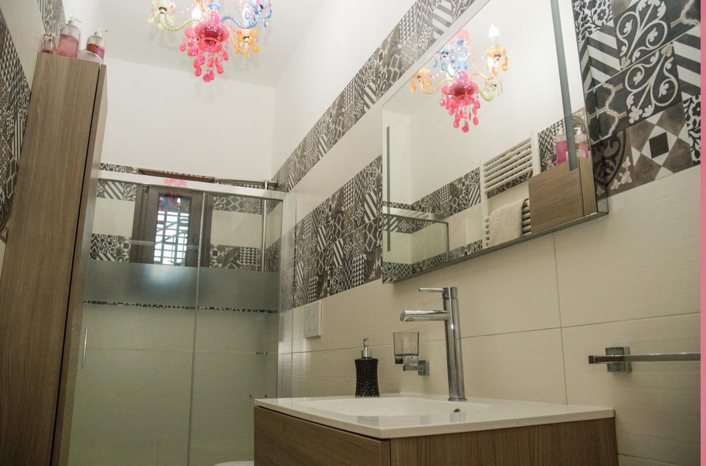 Villa Marzia ปอร์โตเชซาเรโอ ภายนอก รูปภาพ
