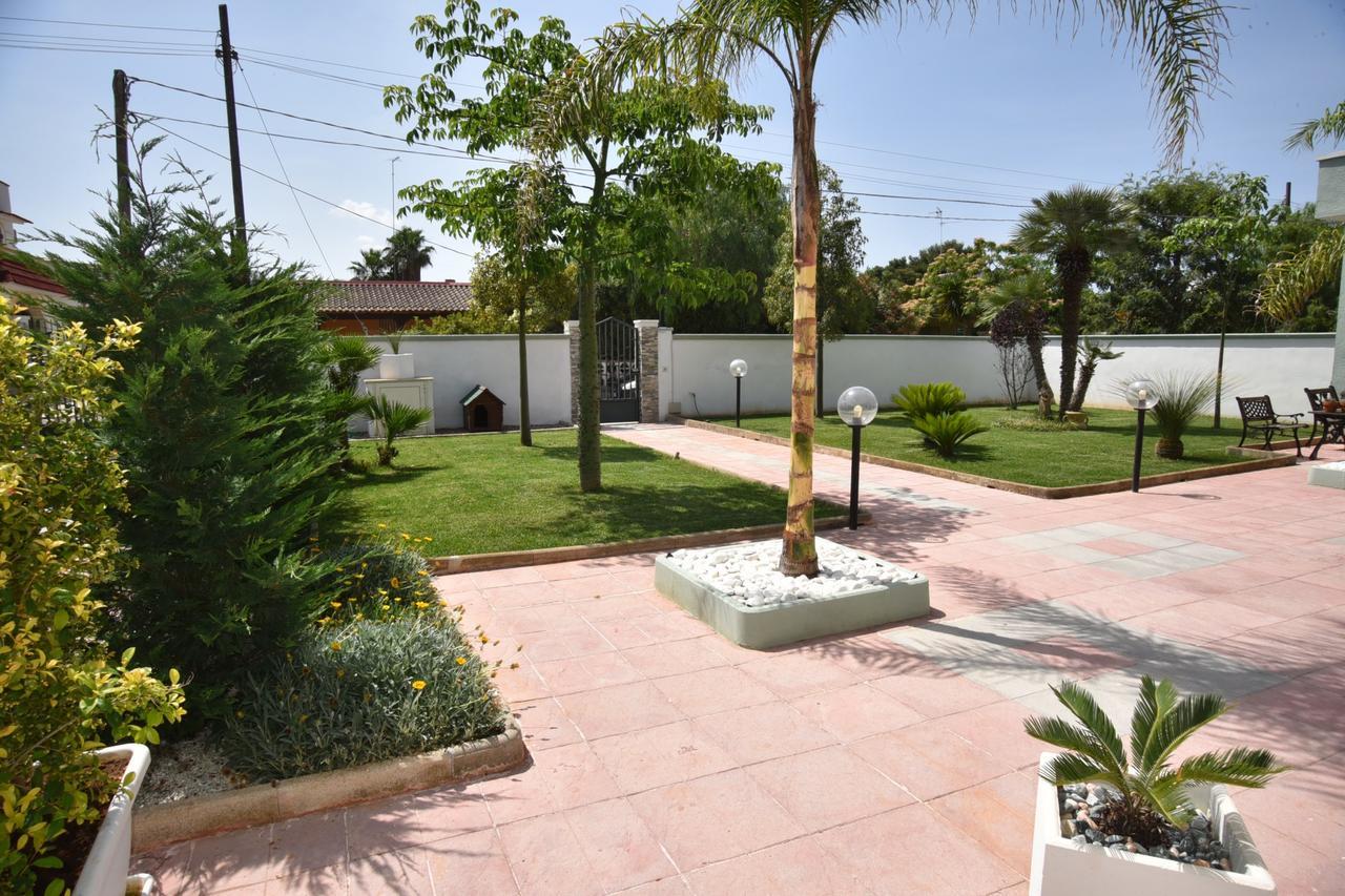 Villa Marzia ปอร์โตเชซาเรโอ ภายนอก รูปภาพ
