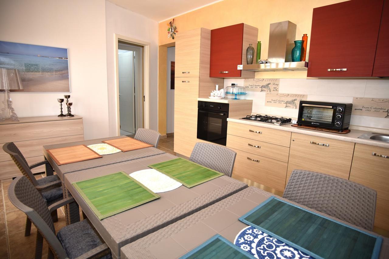 Villa Marzia ปอร์โตเชซาเรโอ ภายนอก รูปภาพ