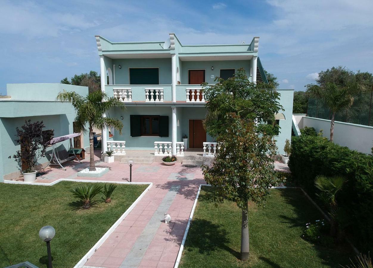 Villa Marzia ปอร์โตเชซาเรโอ ภายนอก รูปภาพ